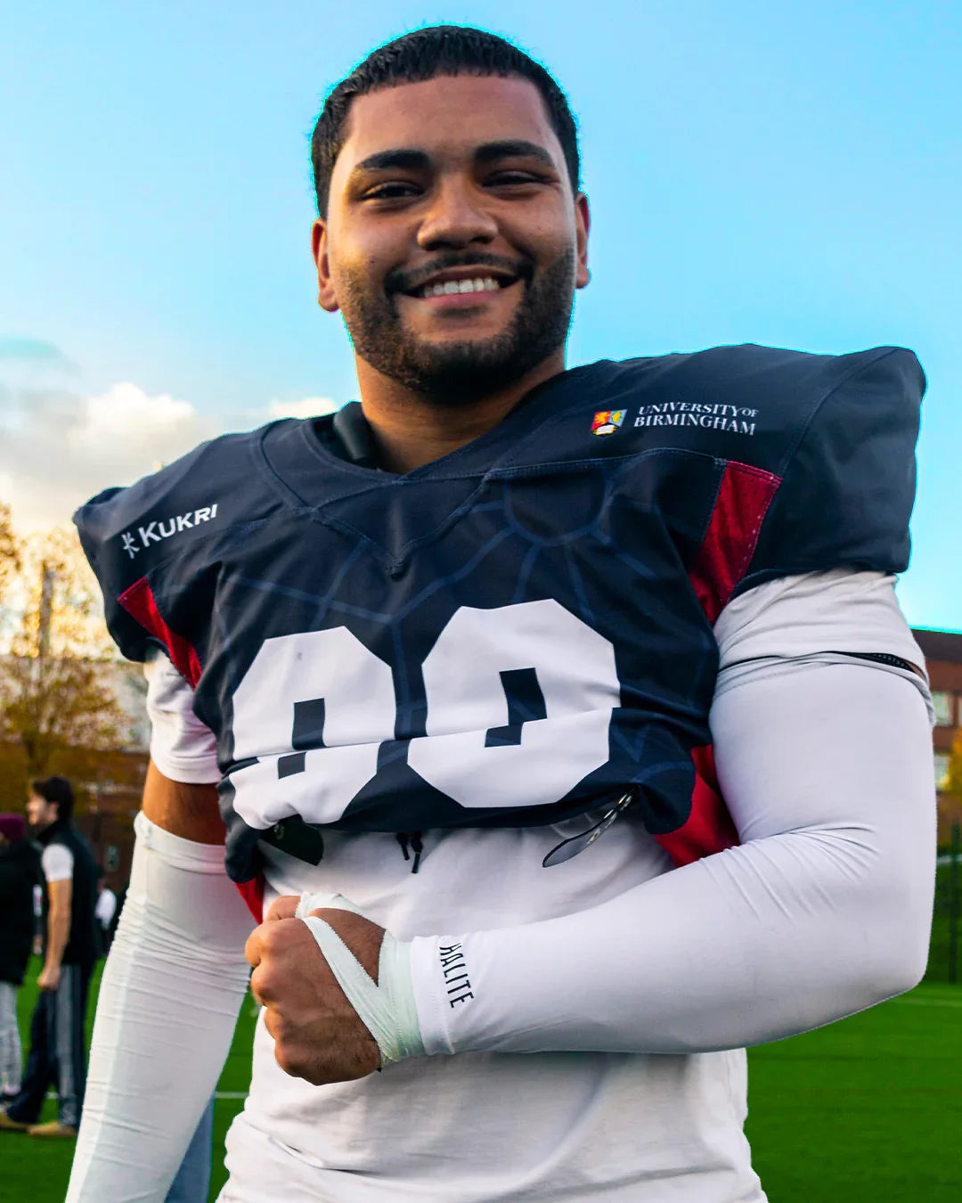 DELTA White Arm Sleeves